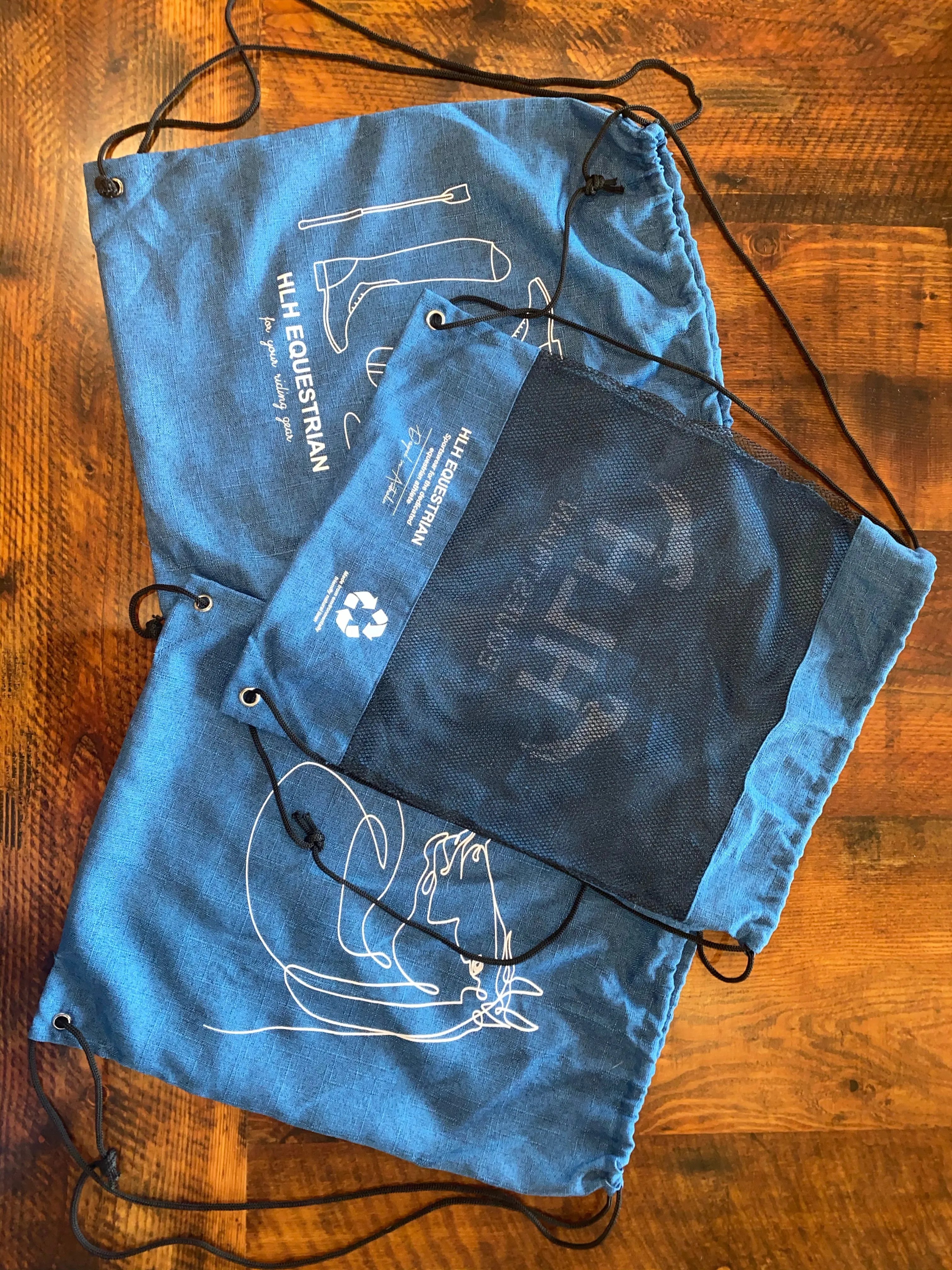 3 Gear bags in Blue