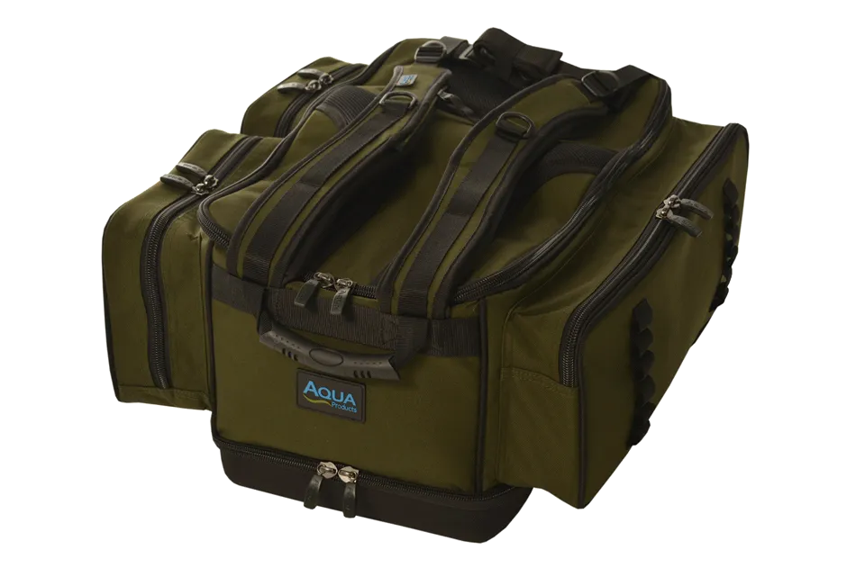Aqua Black Series Deluxe Roving Rucksack