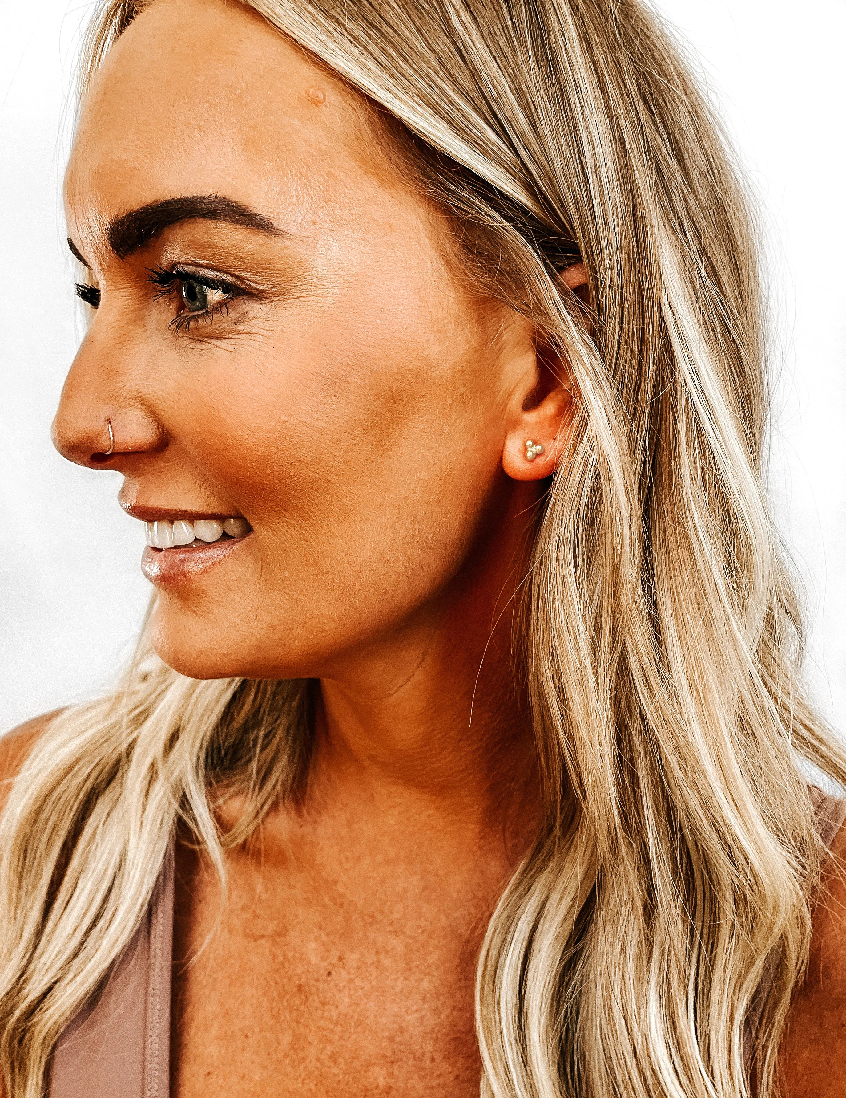 Dainty 3 Ball Cluster Stud Earrings