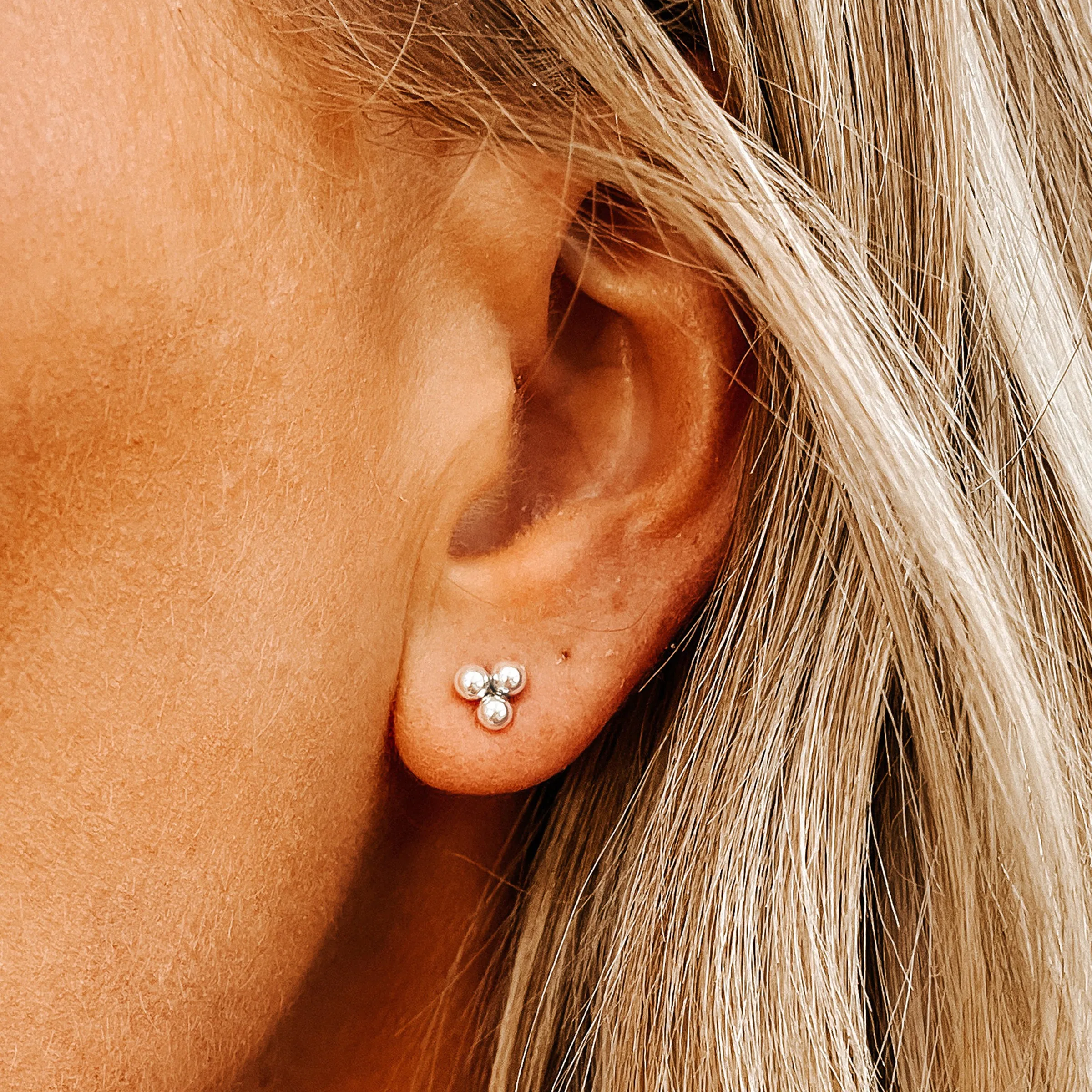 Dainty 3 Ball Cluster Stud Earrings