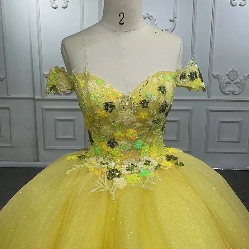 Elegant Sleeveless Evening Gown Sweep Train Off the Shoulder Evening Dress Ball Gown