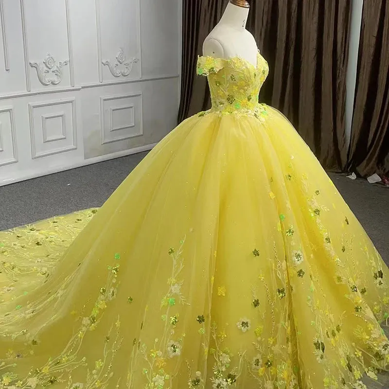 Elegant Sleeveless Evening Gown Sweep Train Off the Shoulder Evening Dress Ball Gown