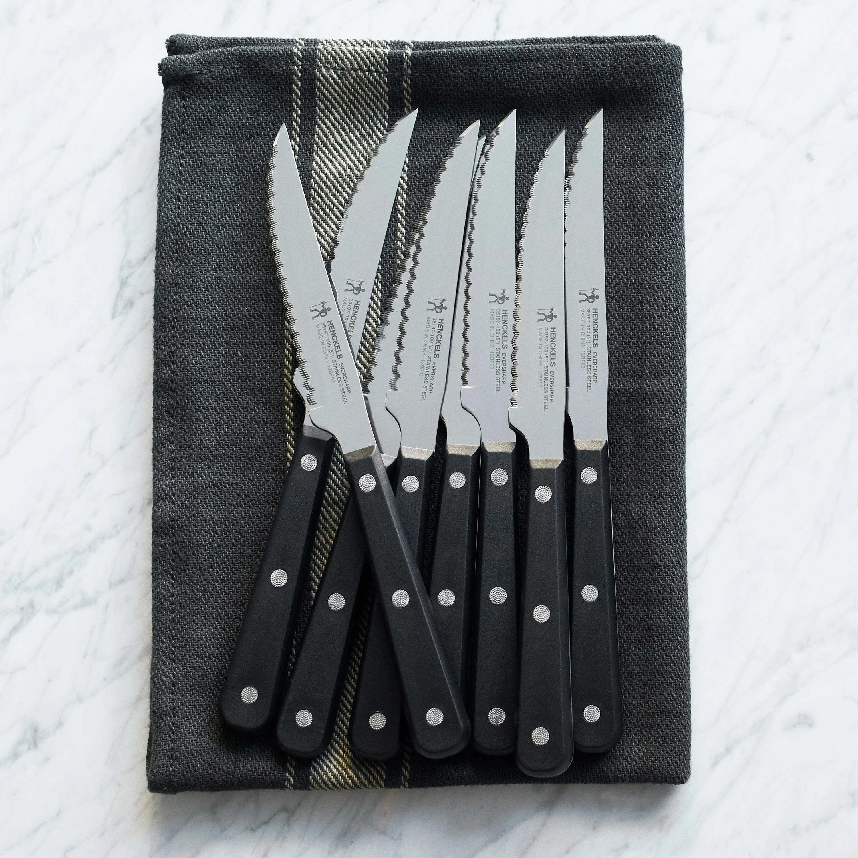HENCKELS Razor-Sharp Steak Knife Set of 8, German Engineered by 100  Years - Stainless Steel - 8-pc