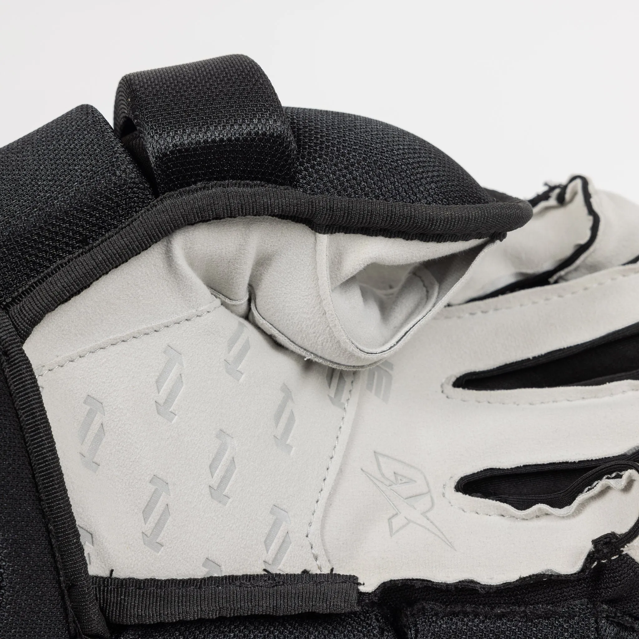 TRUE Catalyst Lite Junior Hockey Glove