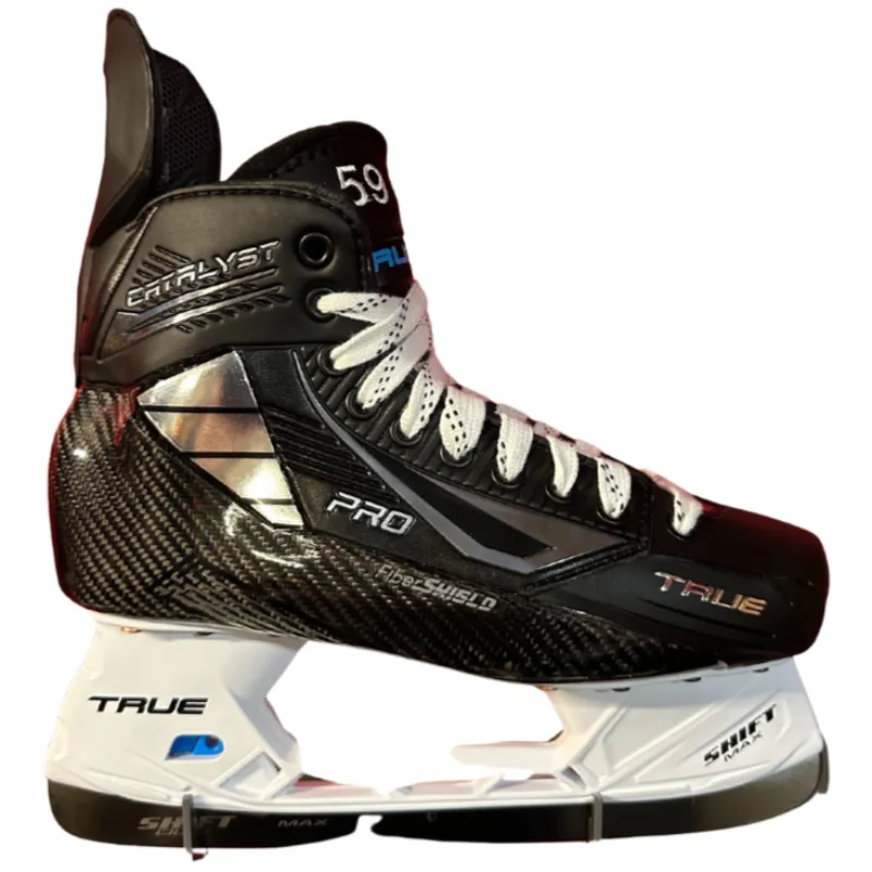 True Catalyst Pro Stock Skates - Tyler Bertuzzi (8.0 Reg)