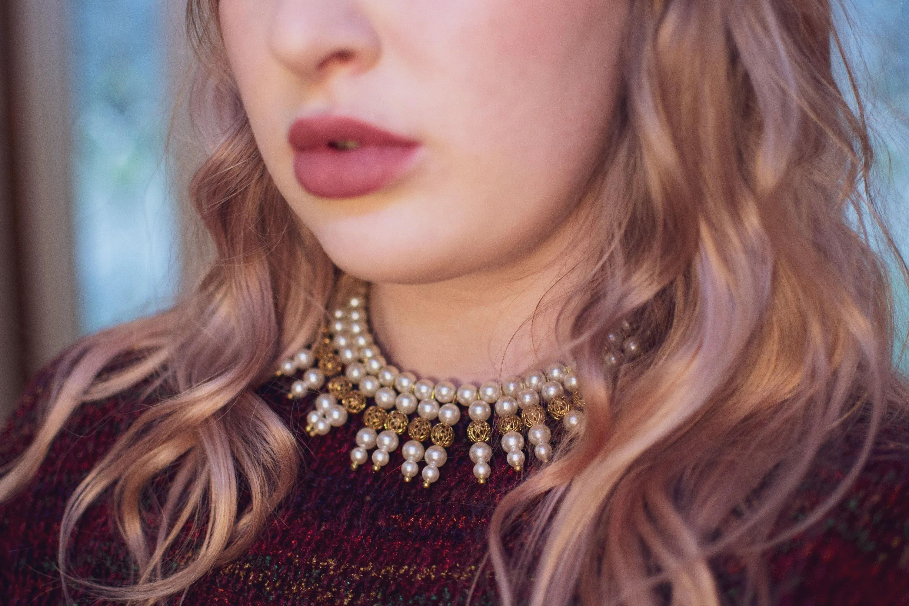 Vintage 1940s Pearl and Gold Filigree Bib Statement Necklace